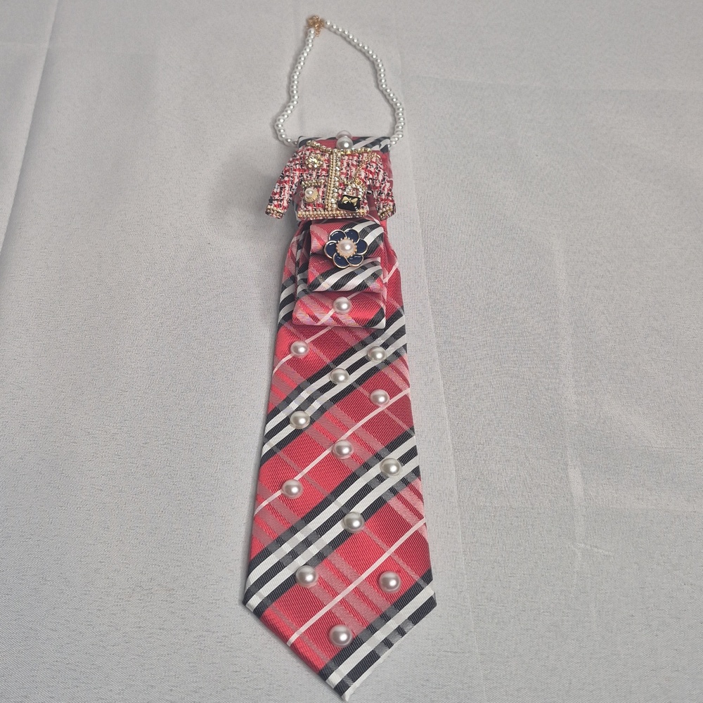 Handcrafted Luxury Fashion Necktie Necklace 📿 (TARTAN GIRL) - Picture 4 of 14